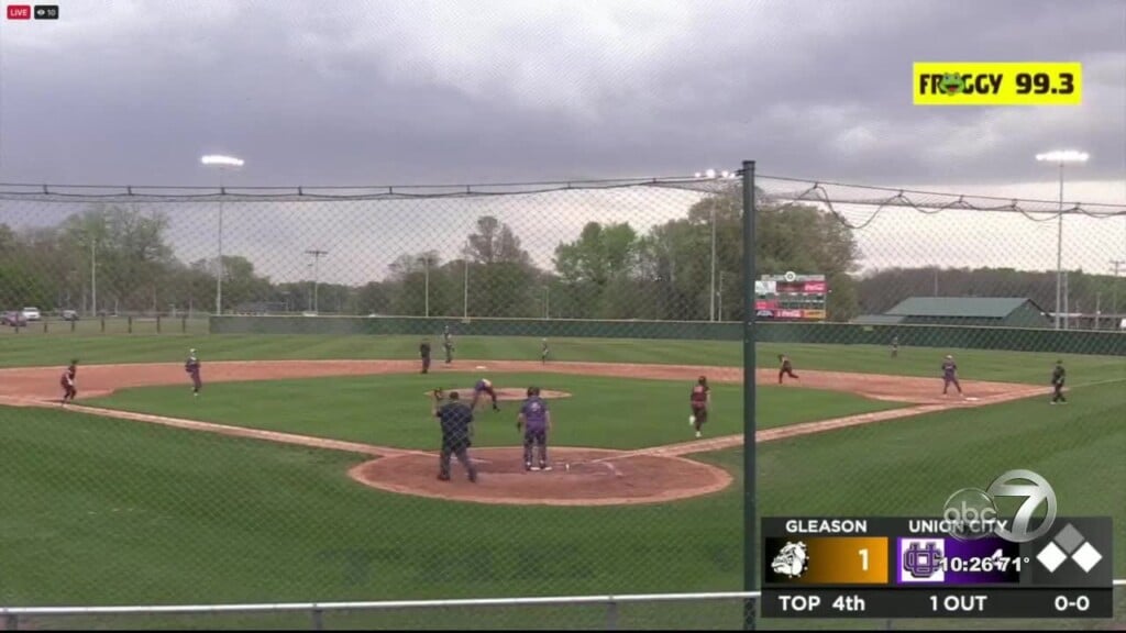 Union City Defeats Gleason Baseball