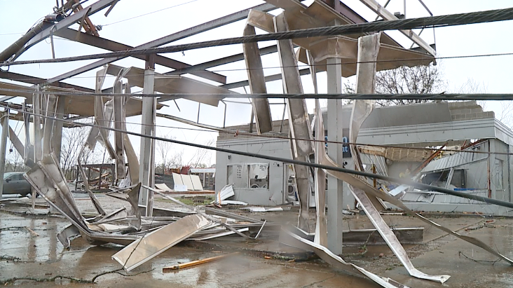 At least 1 tornado tears through Selmer, several structures