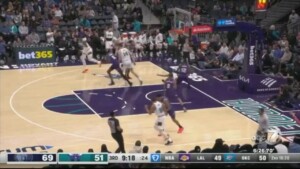Grizzlies Defeat Hornets