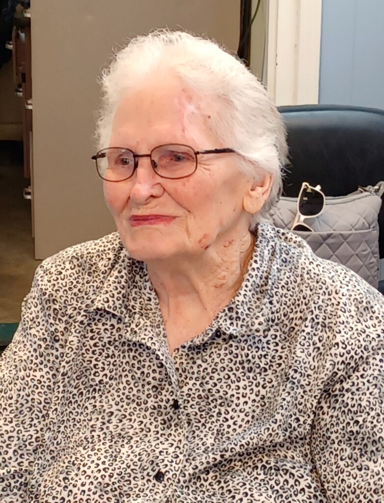 Digel Phyllis Obit Pic