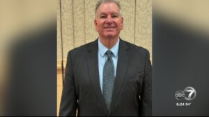 Hardin County Tony Hills Signs On To Be Coach Of Girls Basketball