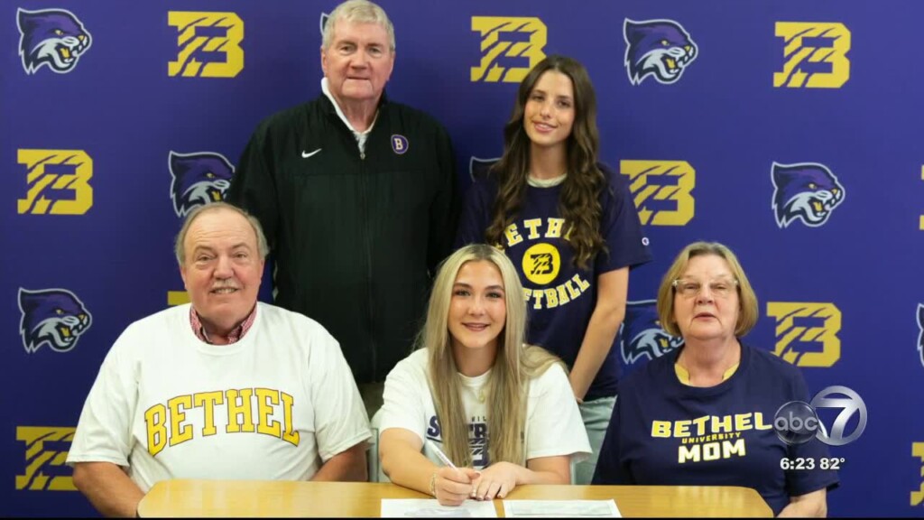 Huntingdon Bailey Cary Signs With Bethel Softball