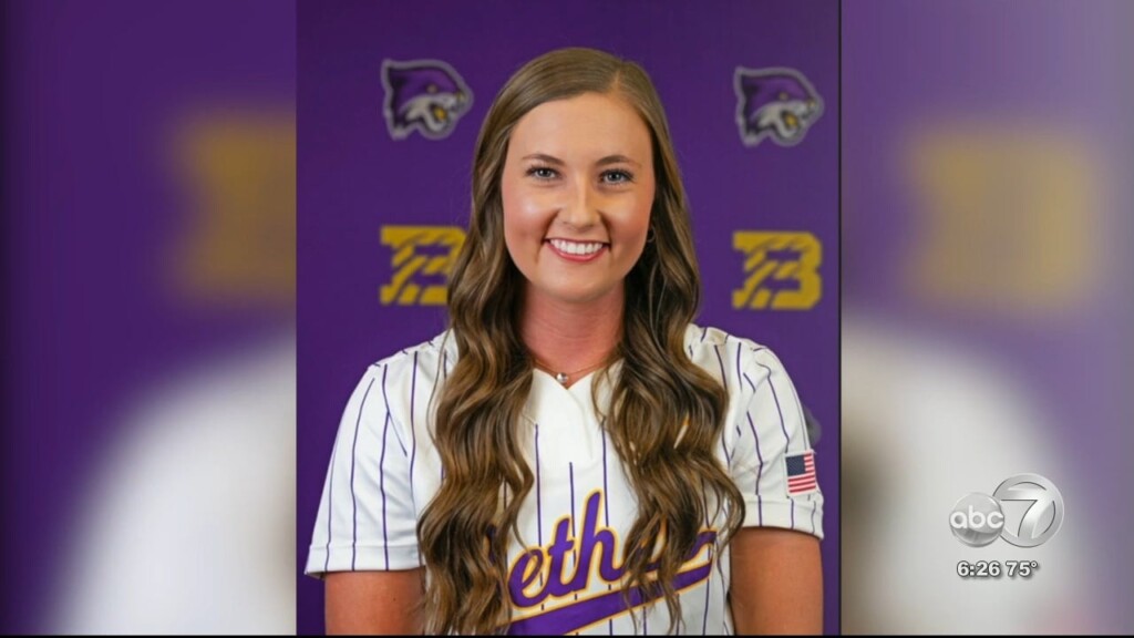 Bethel Softball Survies Elmination Game Against Georgetown