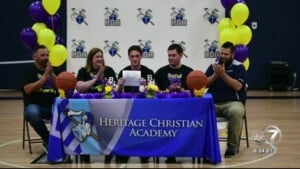 Bethel Men's Basketball Signs Jason Leek