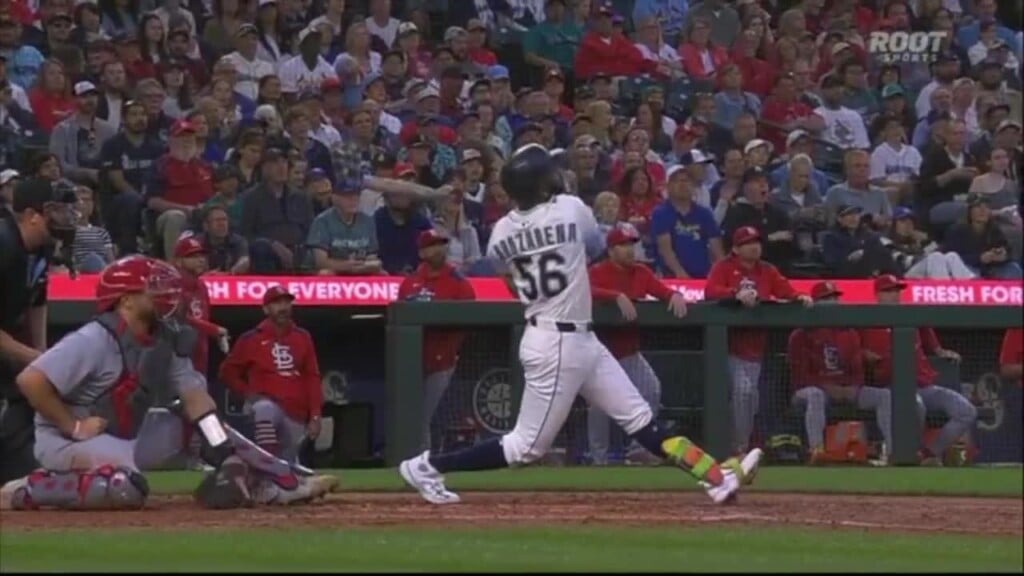 Cardinals Fall To Mariners