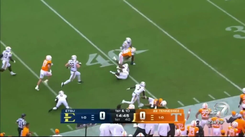 Highlight Monday Vols Move To 2 0