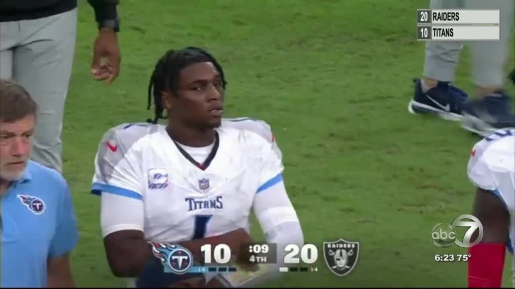 Titans Fall To Raiders And Fire Coach Callahan