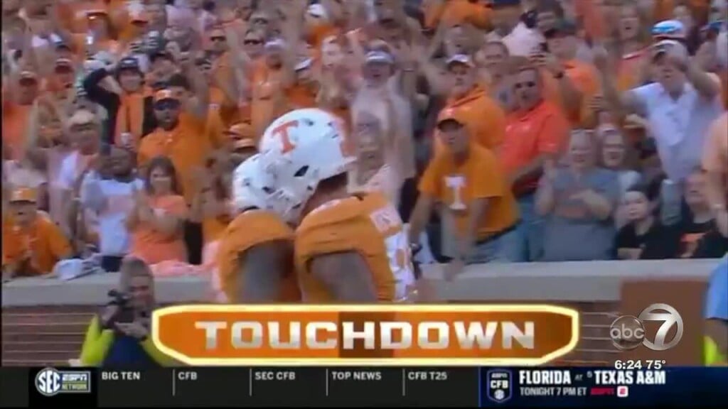 Vols Defeat Arkansas
