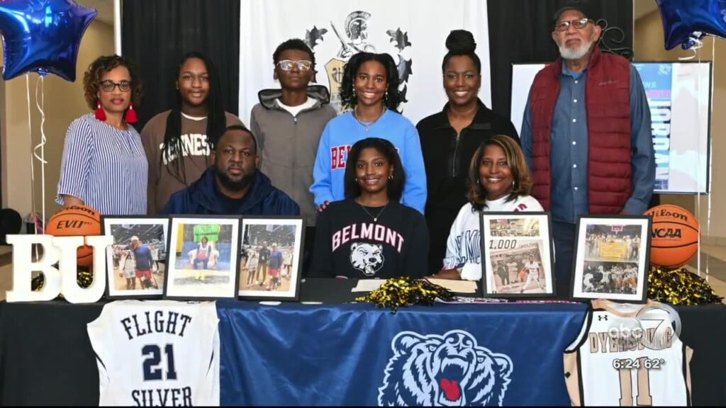 Dyersburg Chelby Jordan Signs With Belmont University