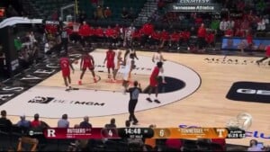 Vols Mens Basketball Defeat Rutgers