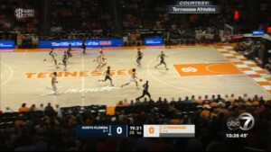 Vols Basketball Defeats North Florida