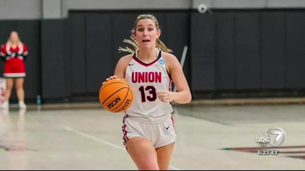 Union Lady Bulldogs Basketball Defeat Miss College