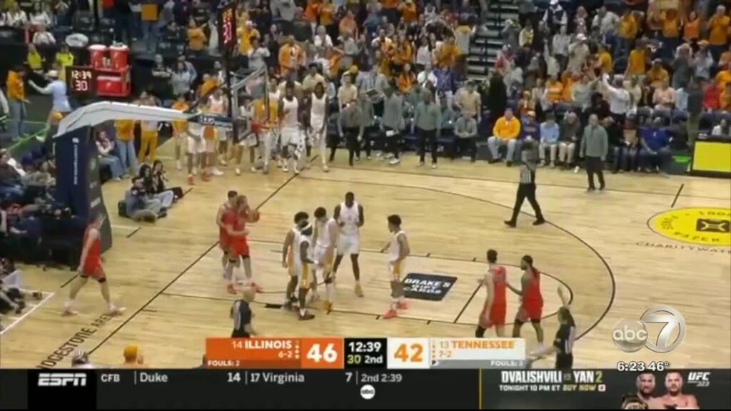 Vols Basketball Falls To Illnois