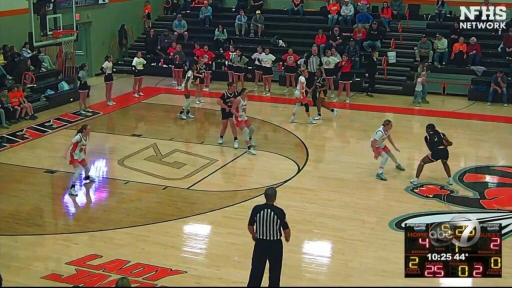 Greenfield Lady Jackets Defeat Peabody