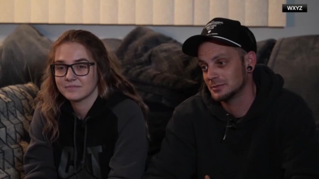 Man Drops Wedding Ring Off Bridge During Proposal