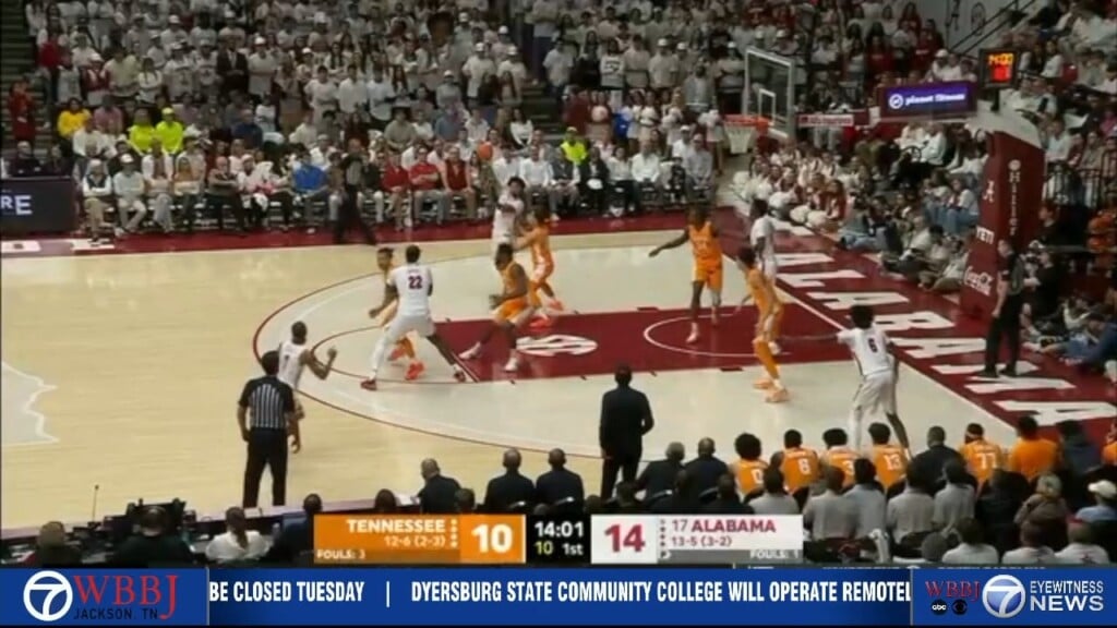 Vols Defeat Alabama On The Road