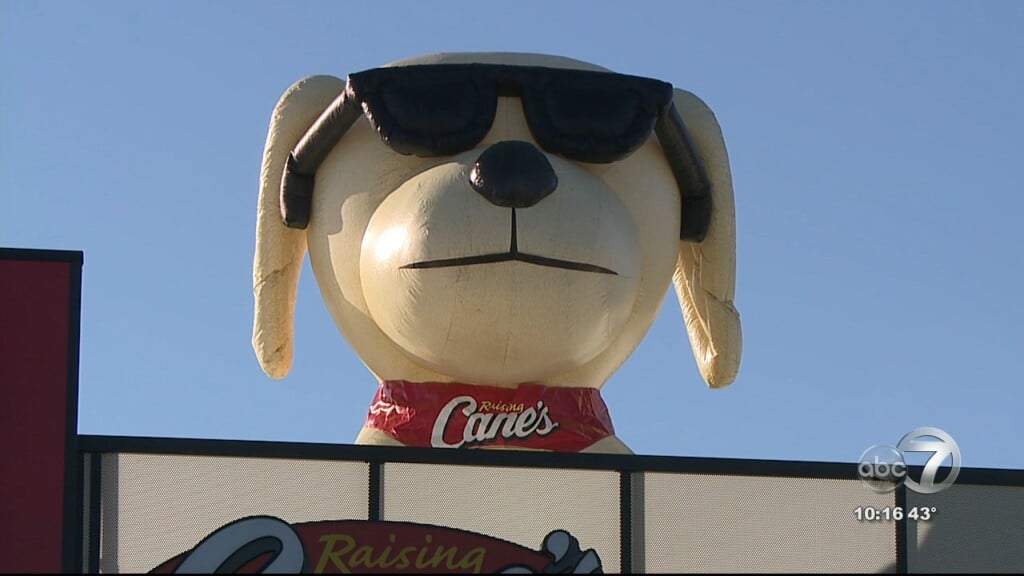 Raising Canes Prepares For Their Grand Opening