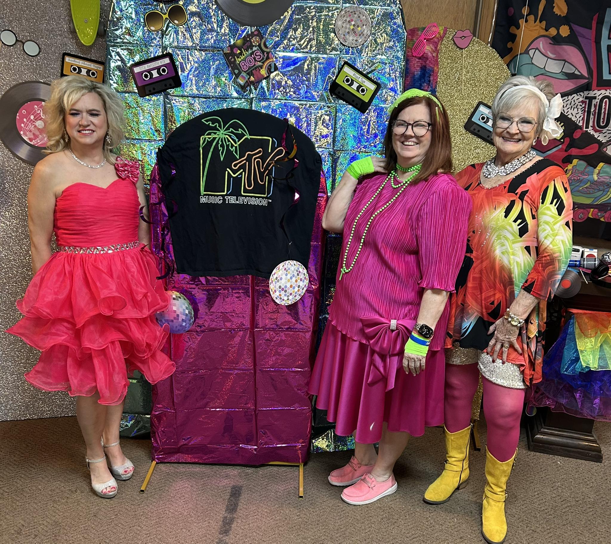 Elks Lodge #192 Prom Night takes it back to the 80s - WBBJ TV