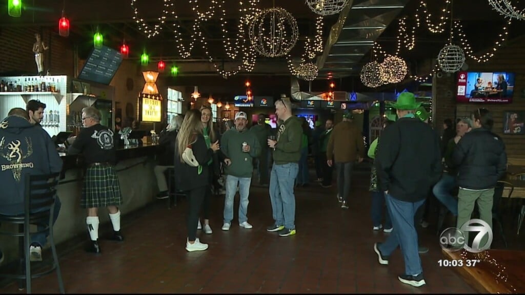 St. Patrick's Day Pub Crawl Returns To The Hub City