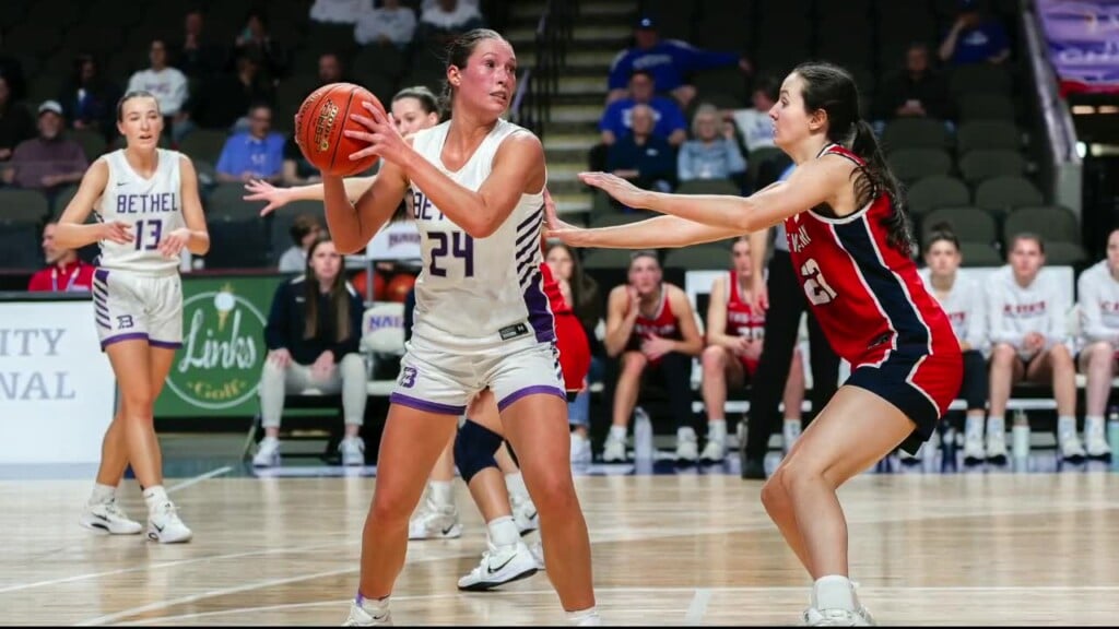 Bethel Lady Cats Advance In Naia Tournament