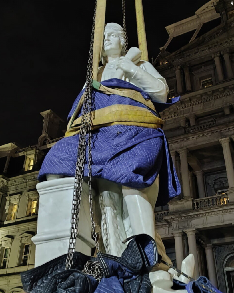 Columbus Statue 0323 Dcc