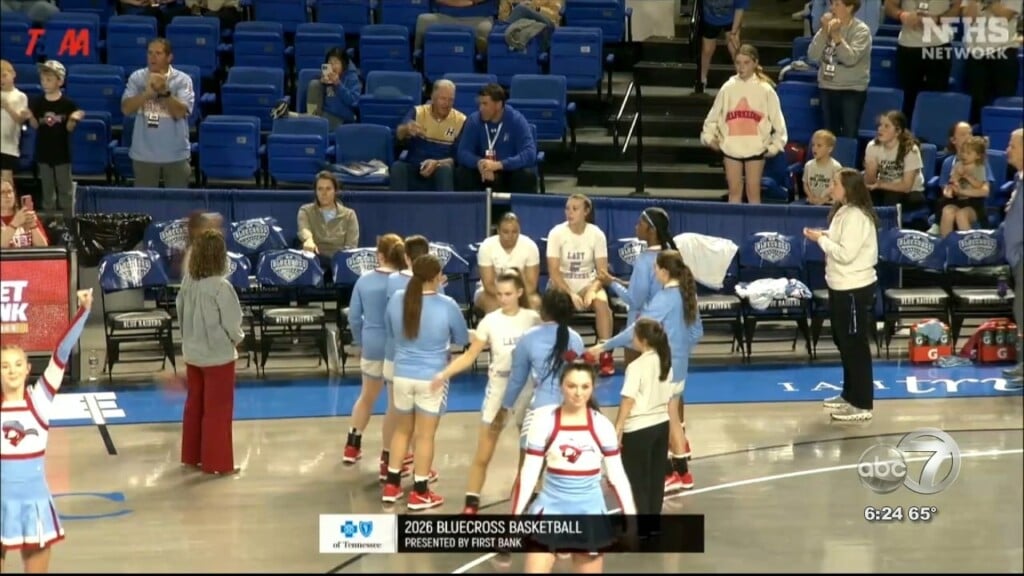 Gibson County Lady Pioneers Fall