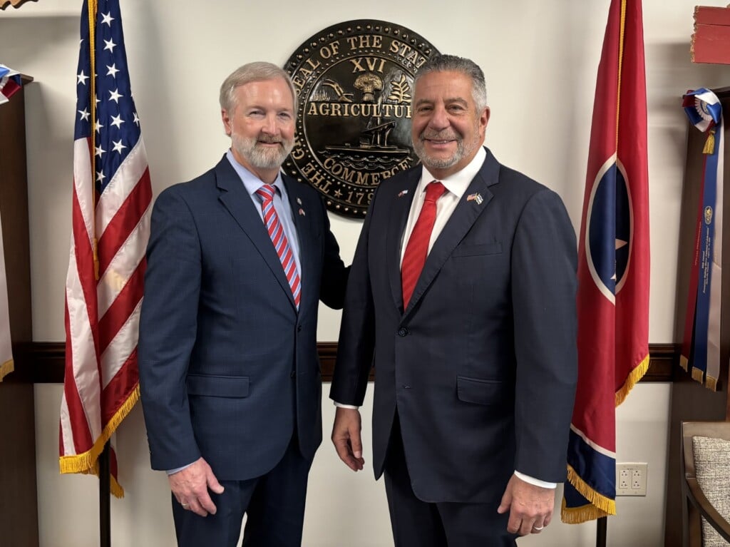 52640983 F134 4ce9 B64d F1d79748baa8