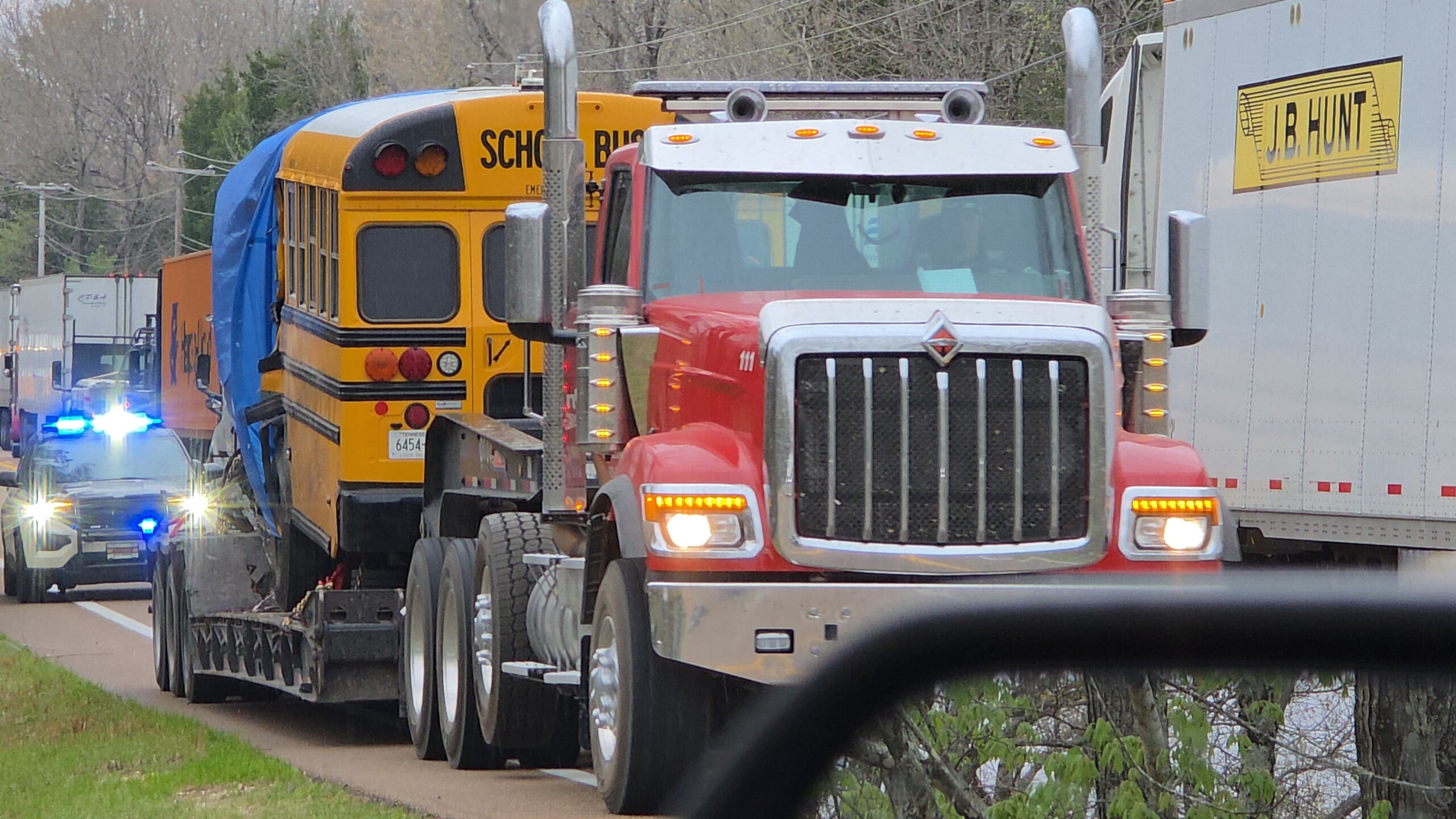 Fatal wreck involving Montgomery County school bus along Highway 70 in Carroll County, THP confirms