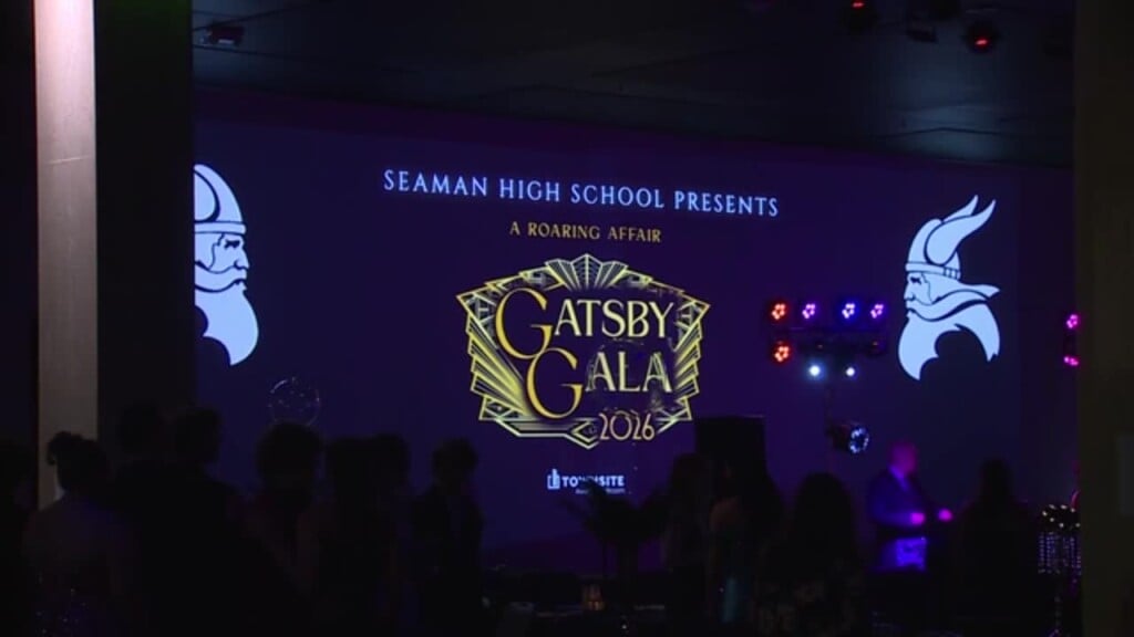 Wienermobile Chauffeurs Students To Prom