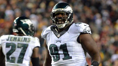 Fletcher Cox Signs Record-Breaking Deal With Eagles - Home - WCBI