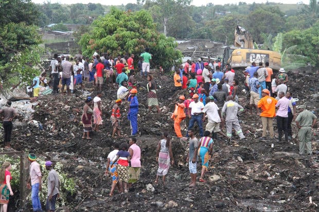 Mozambique Garbage Collapse 