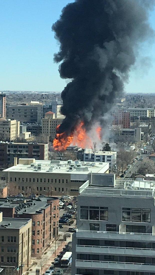 180307-cbsdenver-fire-01.jpg 