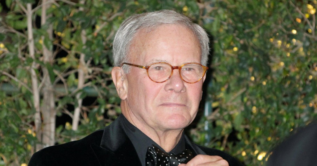 FILE PHOTO: Former NBC Nightly News anchorman and author Tom Brokaw arrives at the Academy of Motion Picture Arts & Sciences 4th annual Governors Awards in Hollywood December 1