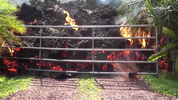 180507-brandon-clement-hawaii-volcano-lava-01.png 