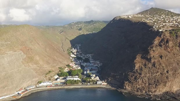 st-helena-island-620.jpg 