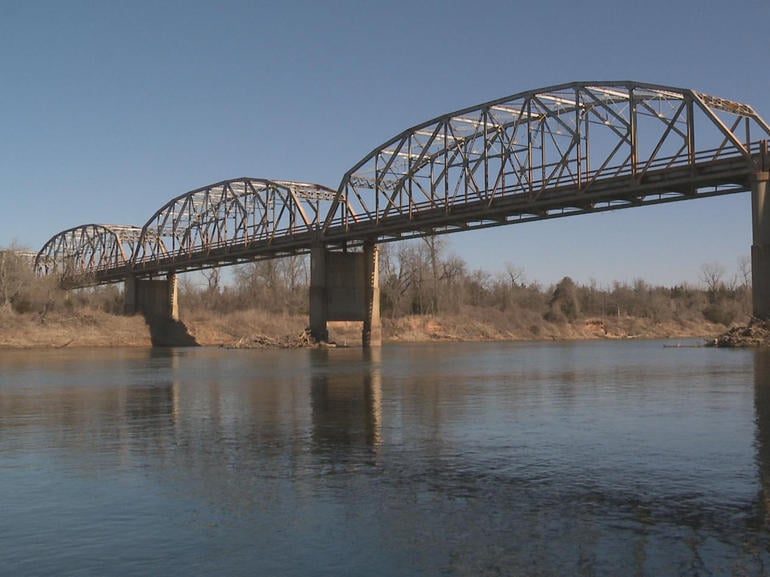red-river.jpg 