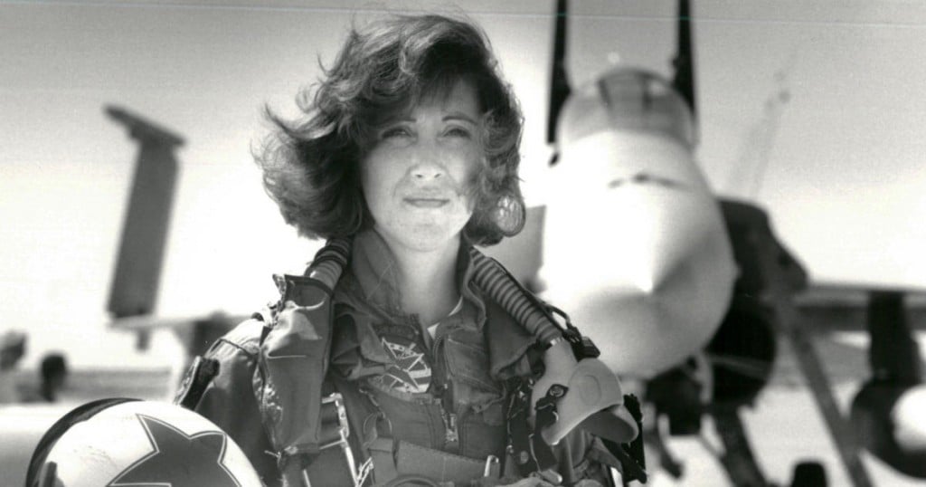 U.S. Navy Lieutenant Tammie Jo Shults