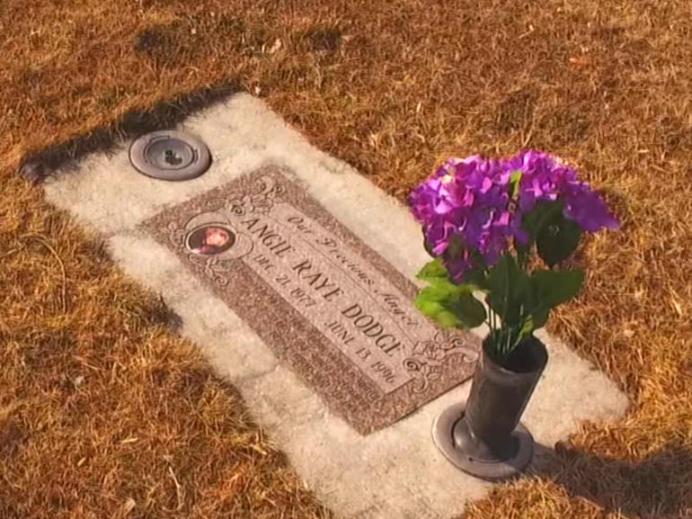 Angie Dodge's grave 