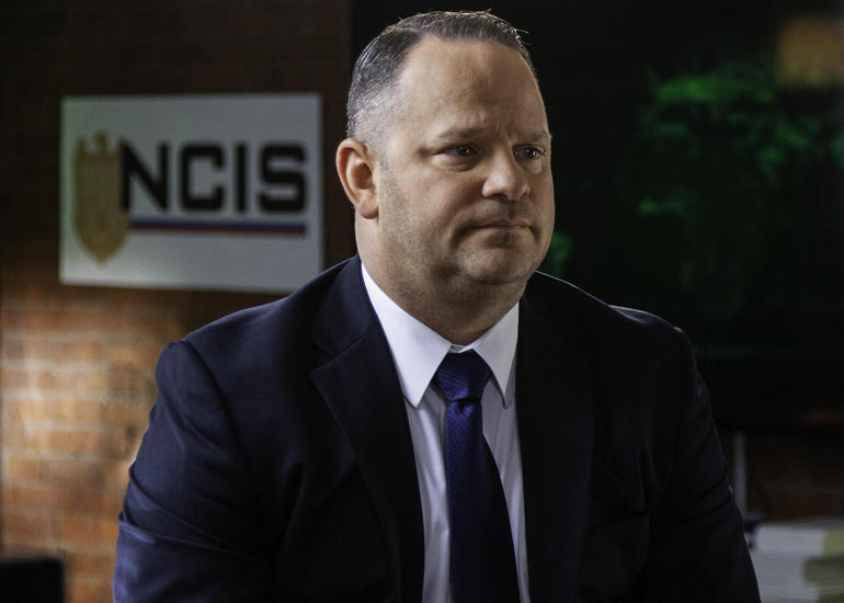 ncis-wimunc-hawks.jpg 