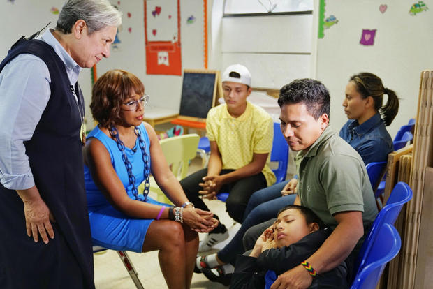 ctm-0618-gayle-king-mcallen-texas-families-at-shelter-credit-lazarus-baptiste.jpg 