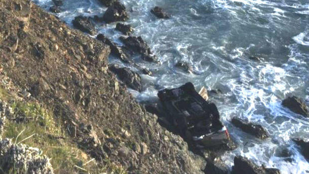 180510-chp-suv-plunge-pacific-ocean.jpg 