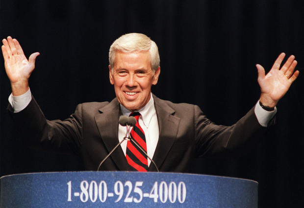 US Senator Richard Lugar (R) smiles while he prono 