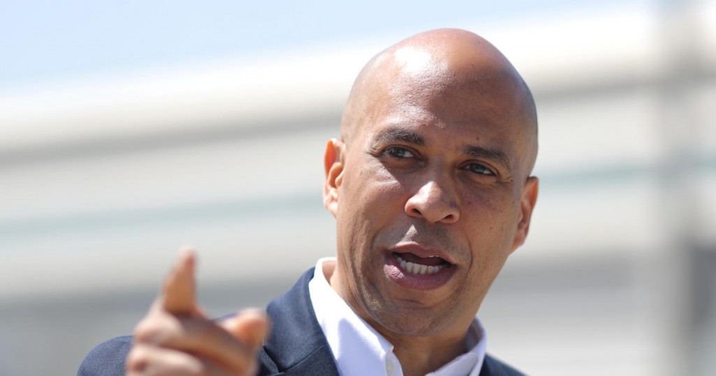 U.S. Democratic presidential candidate New Jersey Senator Cory Booker speaks at Hyperion Water Reclamation Plant in Los Angeles