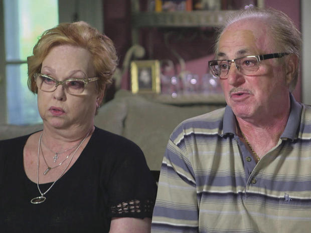 deltondo-parents.jpg 