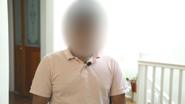 190521-en-migrant-brother.jpg 