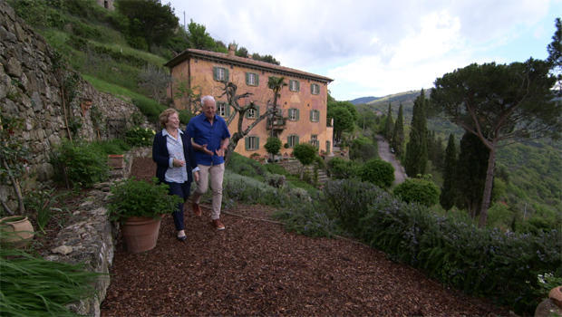 frances-and-edward-mayes-at-their-300-year-old-tuscan-villa-bramasole-620.jpg 
