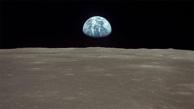 apollo-11-earthrise-over-the-moon-surface-nasa-620.jpg 