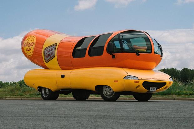 wienermobile1f.jpg 