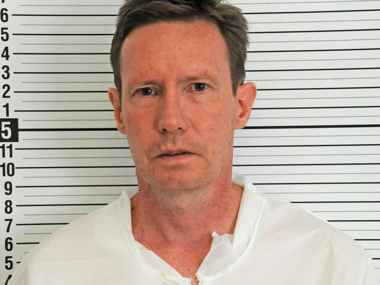 Fugitive Peter Chadwick went from millionaire to bussing tables while