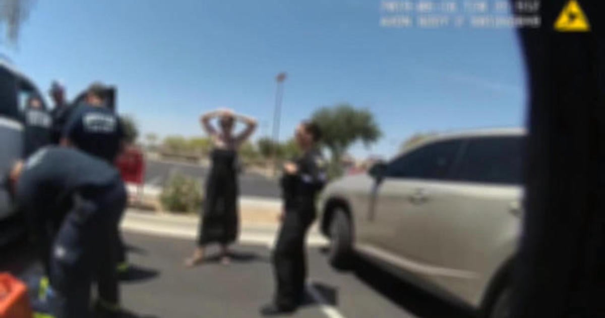 Video shows dramatic rescue of baby left in hot car - Home - WCBI TV ...